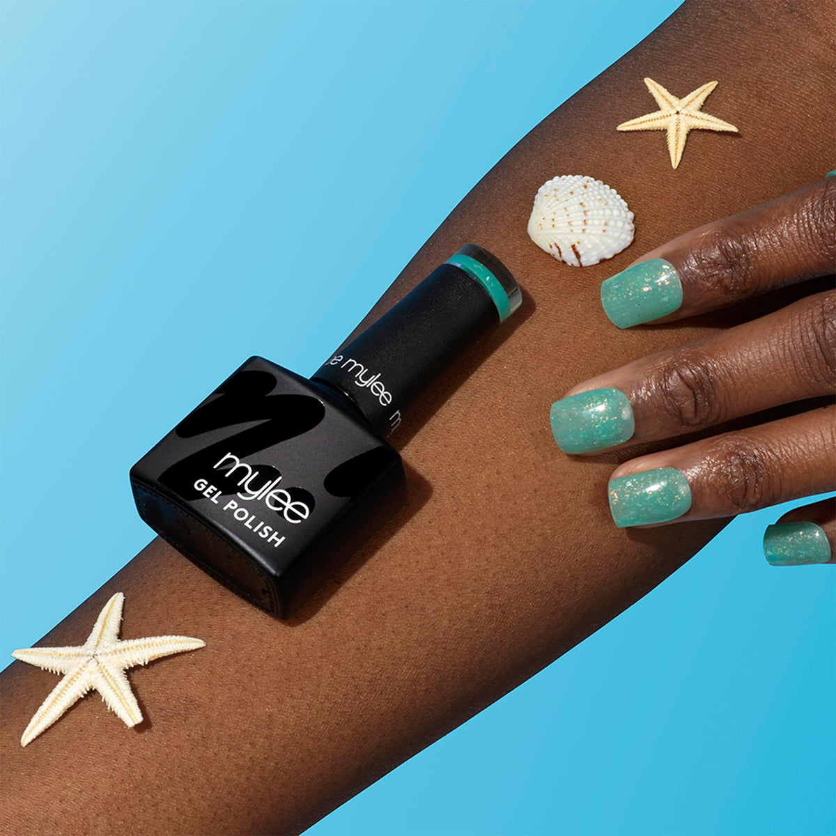 How to Make Your Gel Nails Last Longer on a Summer Holiday