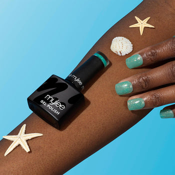 How to Make Your Gel Nails Last Longer on a Summer Holiday
