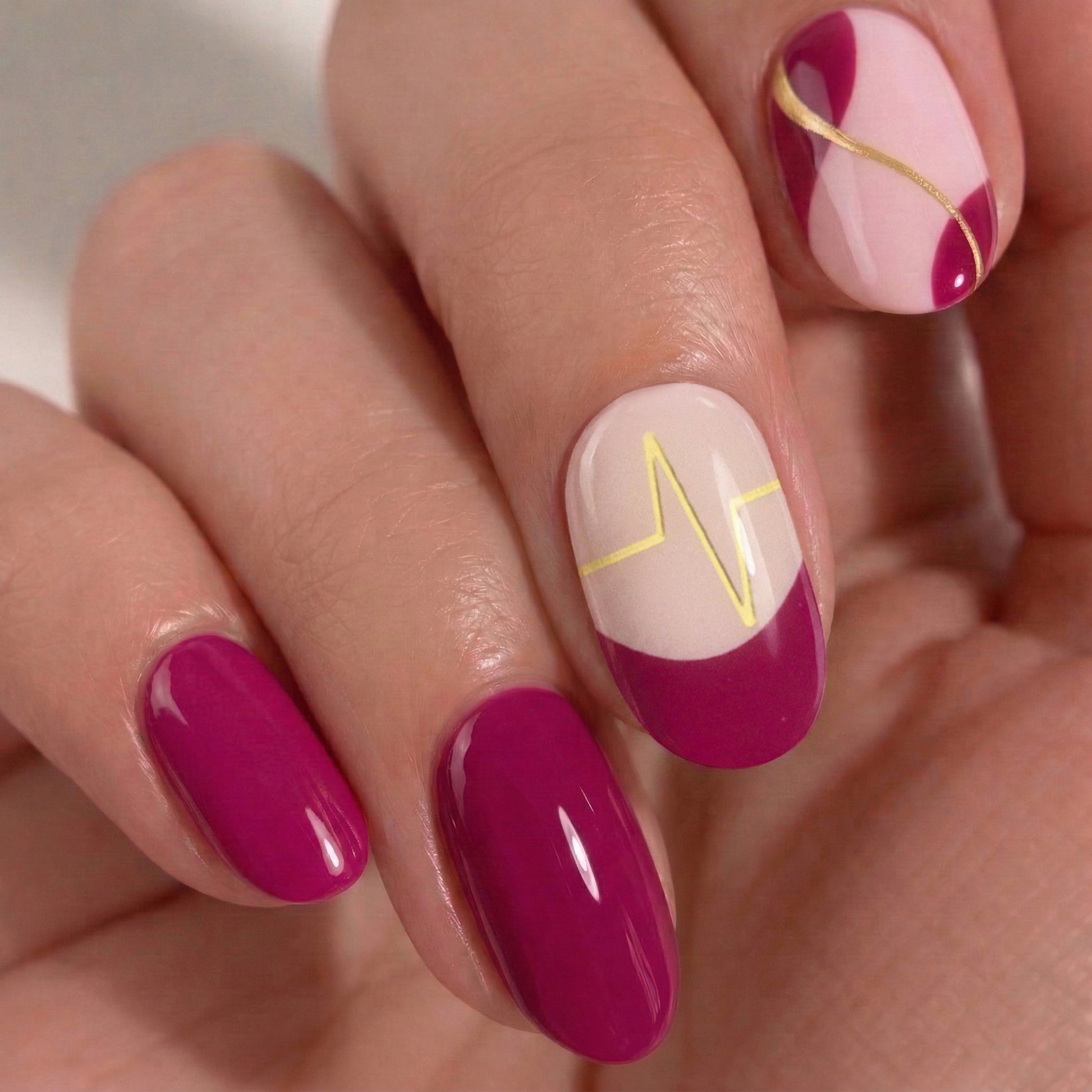 Mylee x Eilish McColgan On Track Gel Nail Wraps