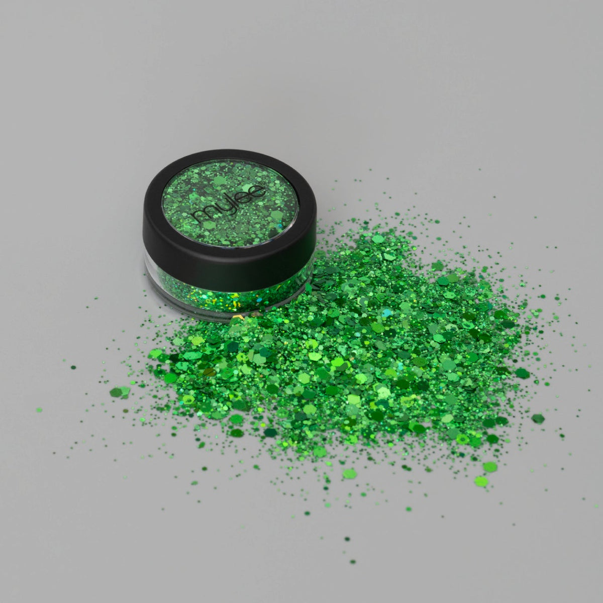 All That Glitters Fantastic